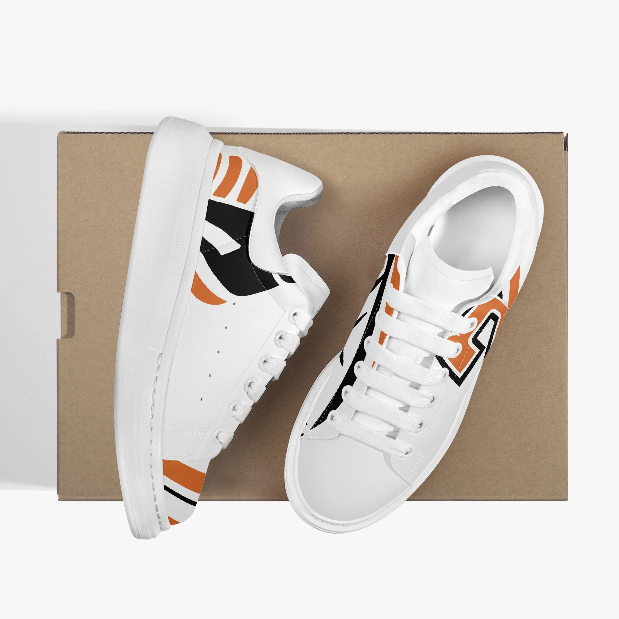 274. Lifestyle Low-Top Leather Sneakers