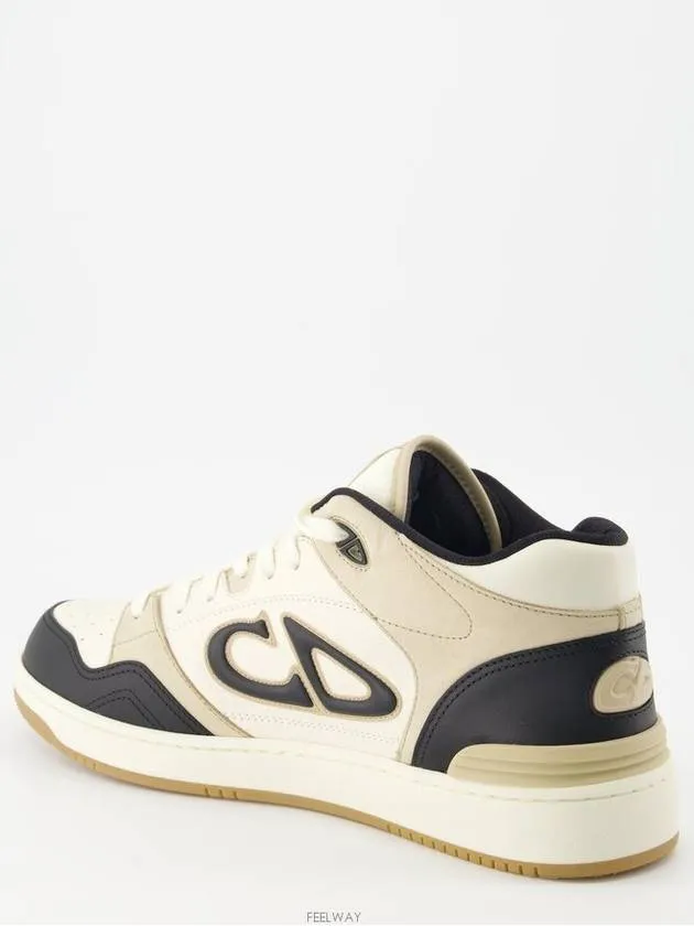 B57 Low Top Sneakers