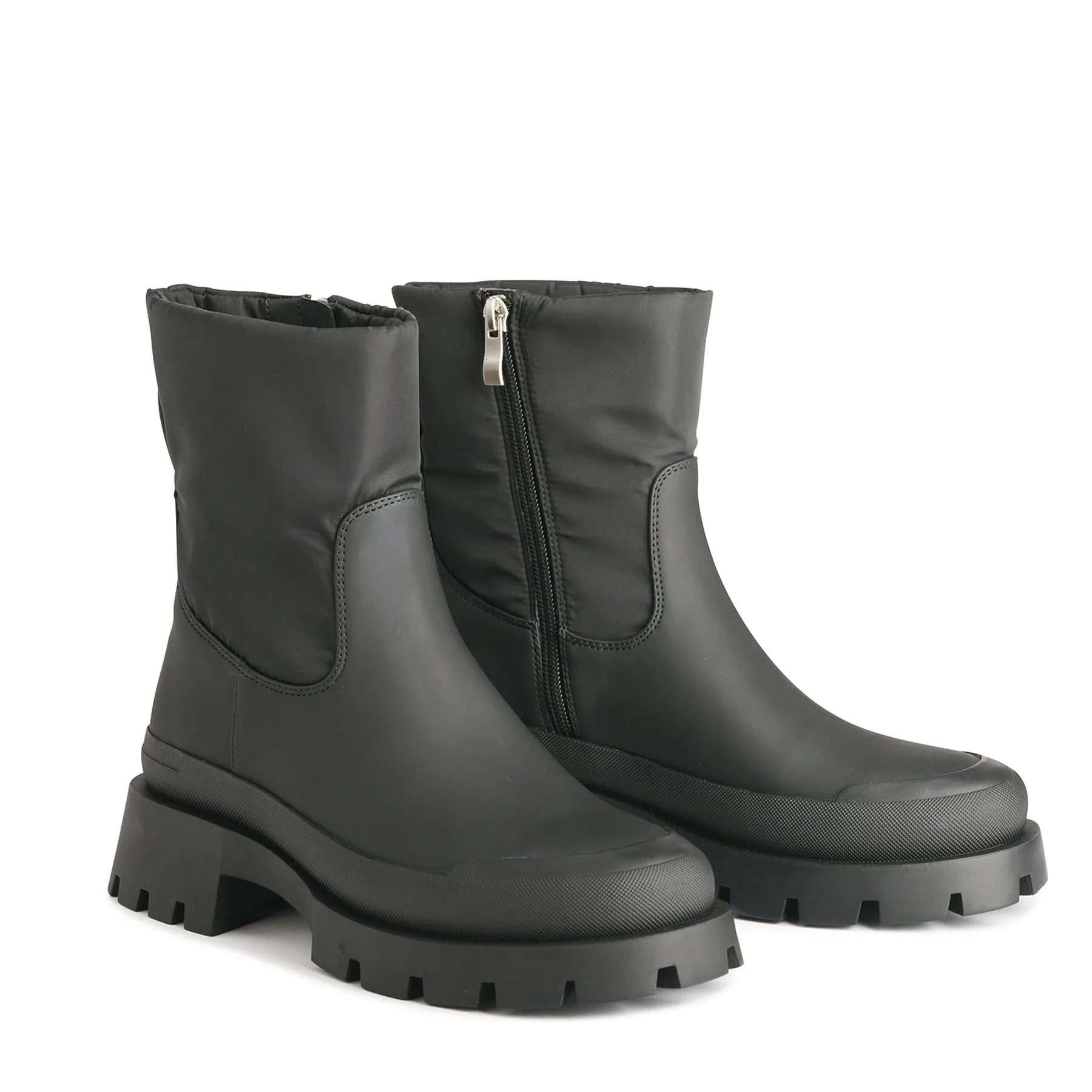 BAY LEATHER ANKLE BOOTS