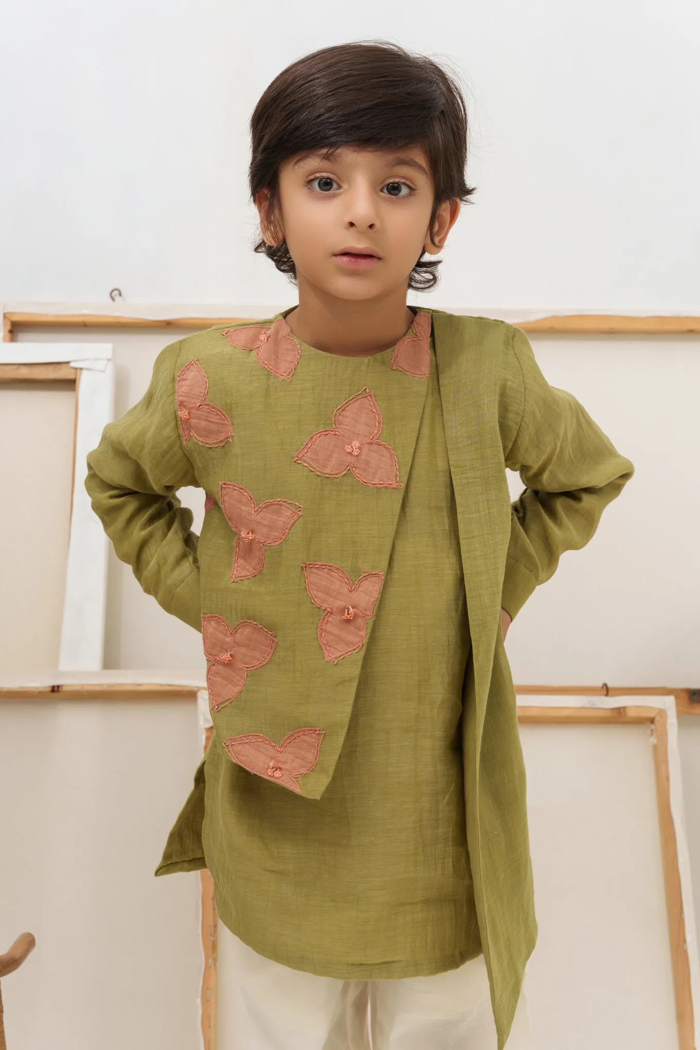 Green chanderi silk hand embroidered kurta set
