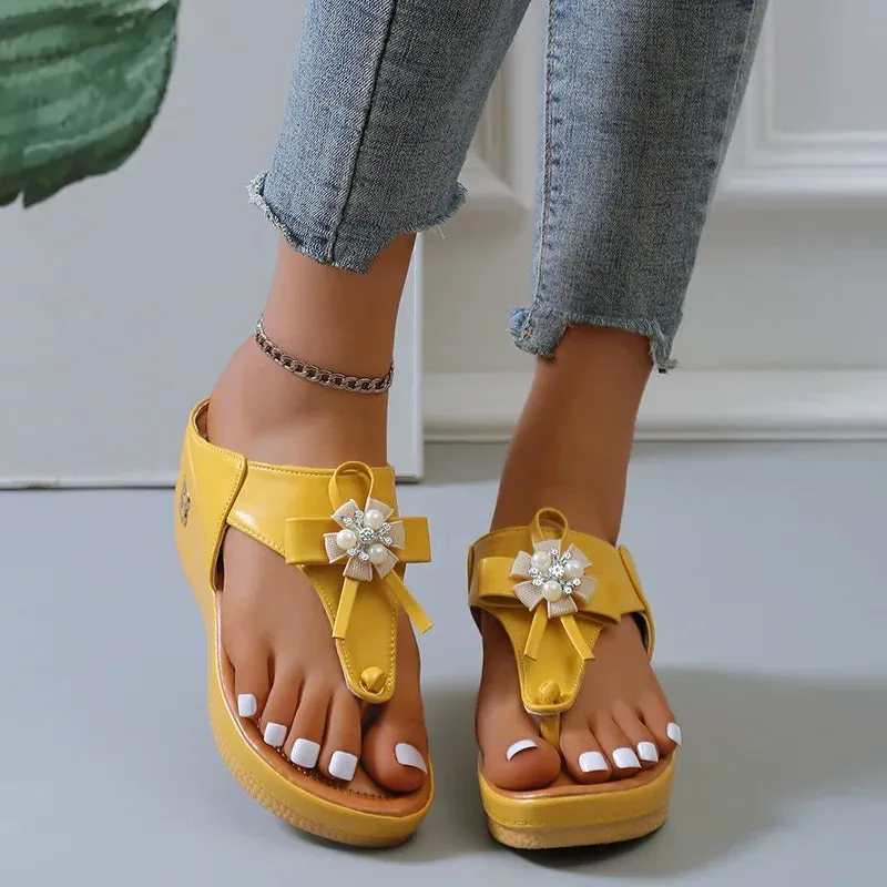 Minimalist and breathable orthopedic Wedge