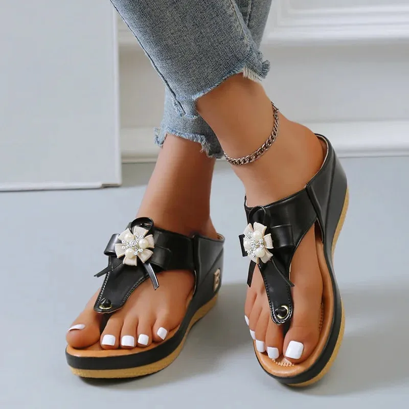 Minimalist and breathable orthopedic Wedge