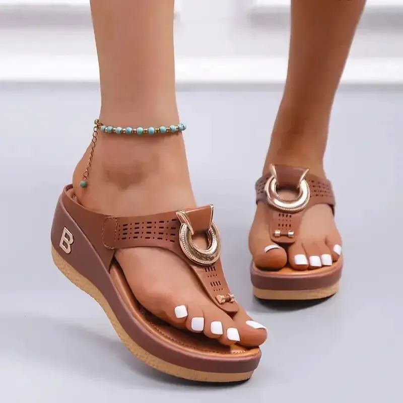 Minimalist and breathable orthopedic Wedge